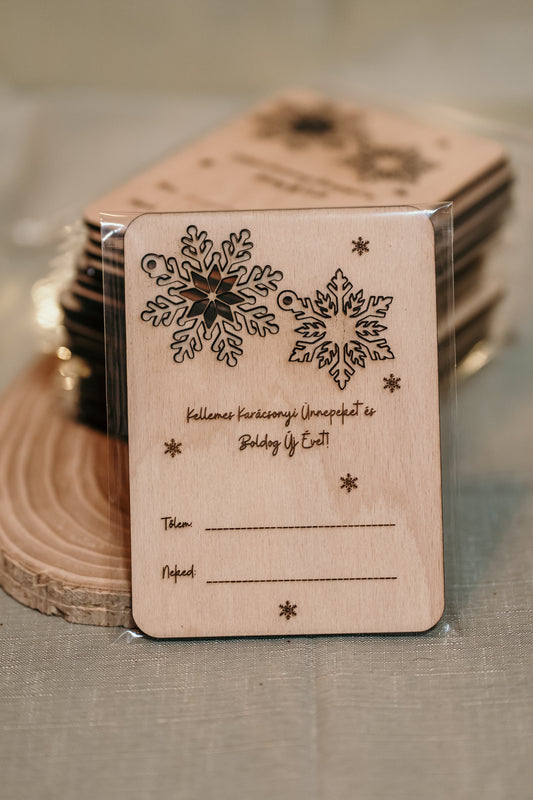 Névre szóló karácsonyi üdvözlőlap, kiszedhető karácsonyfadíszekkel